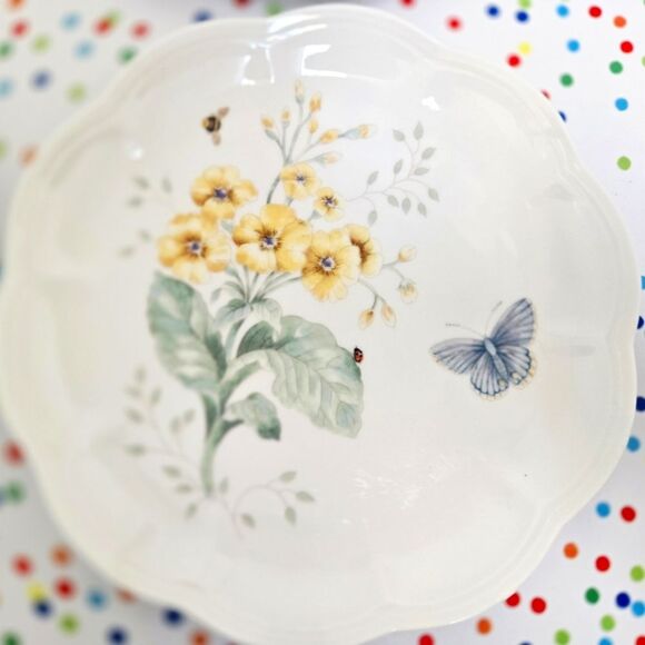 LENOX BUTTERFLY MEADOW SALAD / LUNCHEON PLATES 9 IN , SET OF 4 - Picture 2 of 10